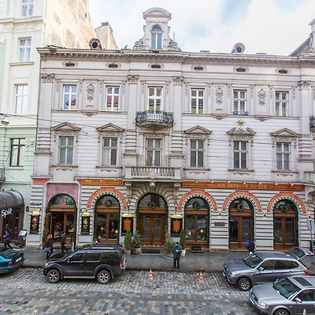 Австрійська Квартира В Центрі На Вулиці Михальчука 5 Lviv Luaran gambar