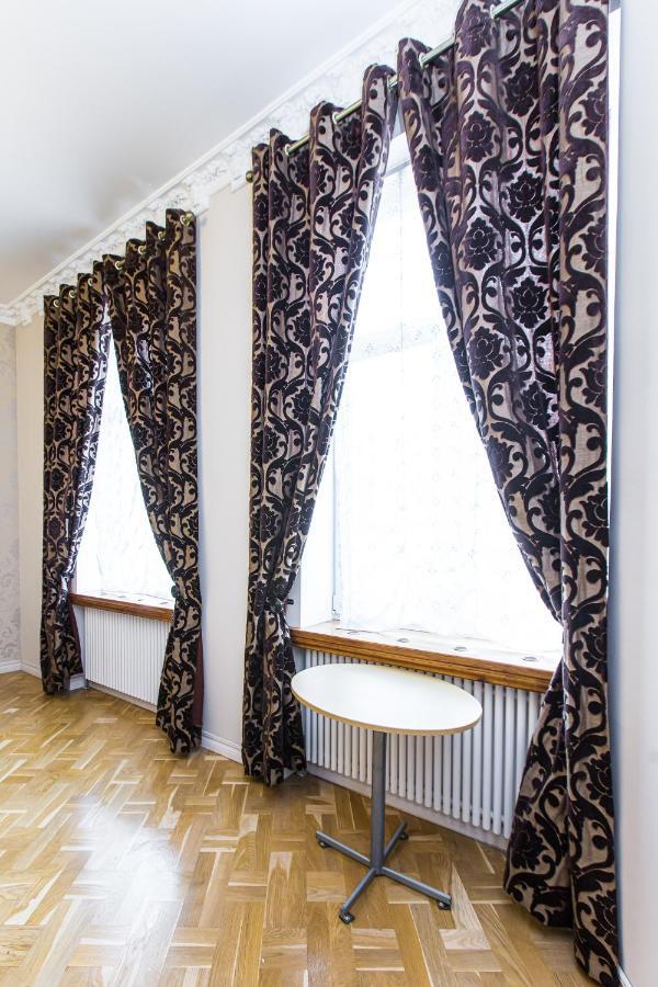 Австрійська Квартира В Центрі На Вулиці Михальчука 5 Lviv Luaran gambar