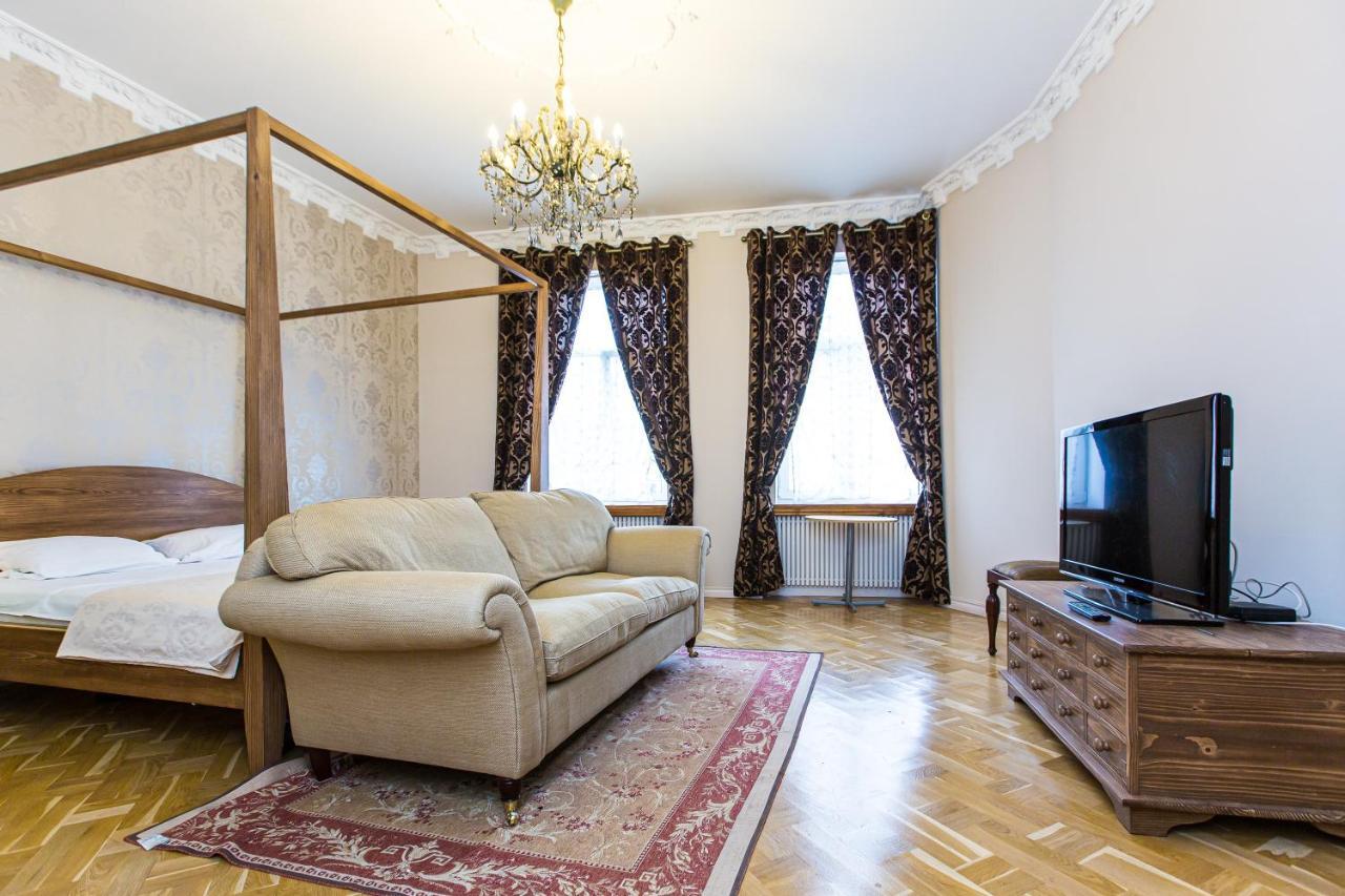 Австрійська Квартира В Центрі На Вулиці Михальчука 5 Lviv Luaran gambar